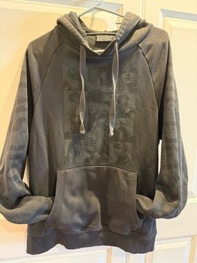 TAYLOR SWIFT ERAS TOUR HOODIE  size small